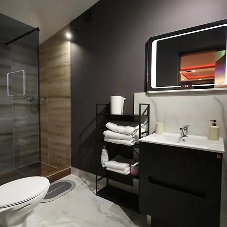 Flamingos Daire Raca (Sumadija)